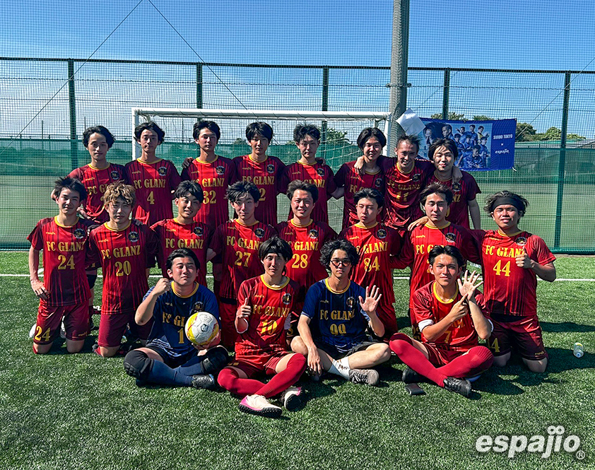中央大学FC GLANZ様フットサルユニフォーム着用お写真1