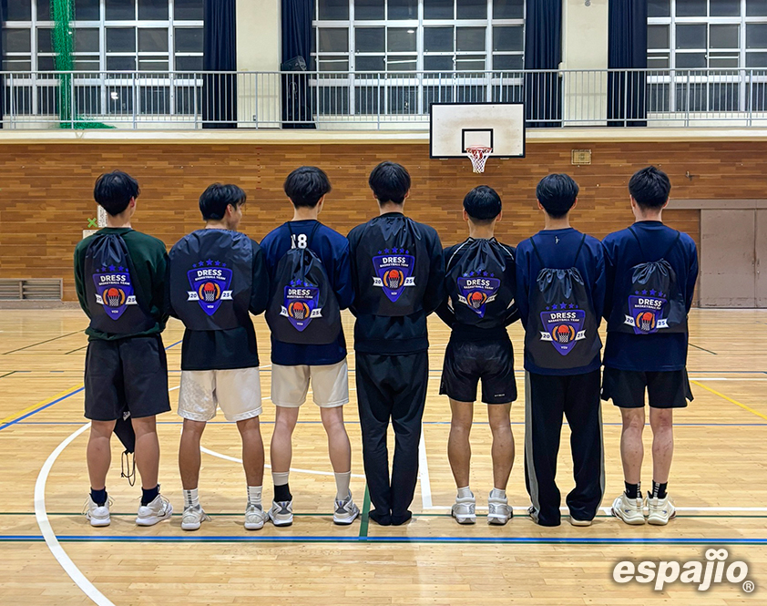 横浜市立大学DRESS様ランドリーバッグご使用集合写真