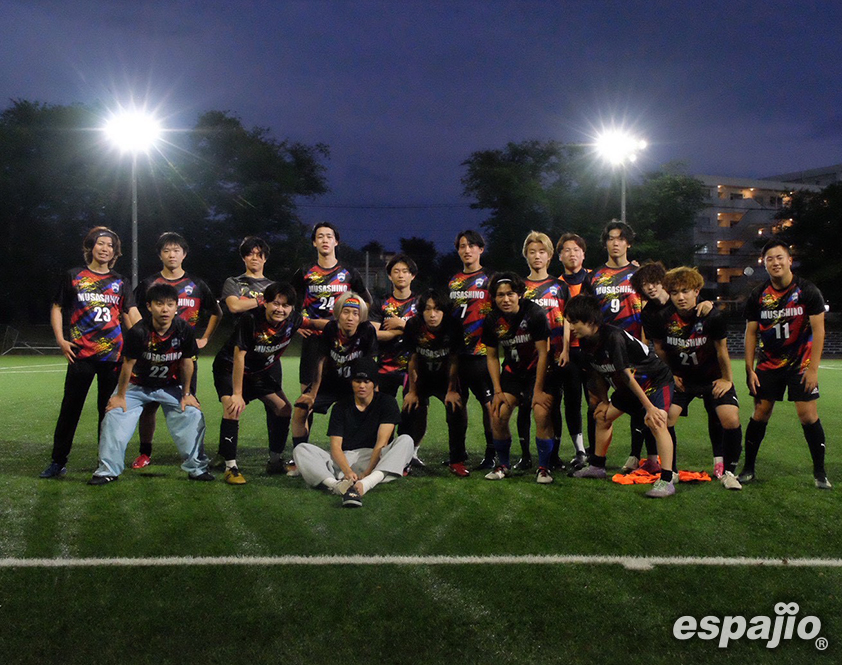 武蔵野大学ソサイチサークル様チームオーダーユニフォーム着用集合お写真2