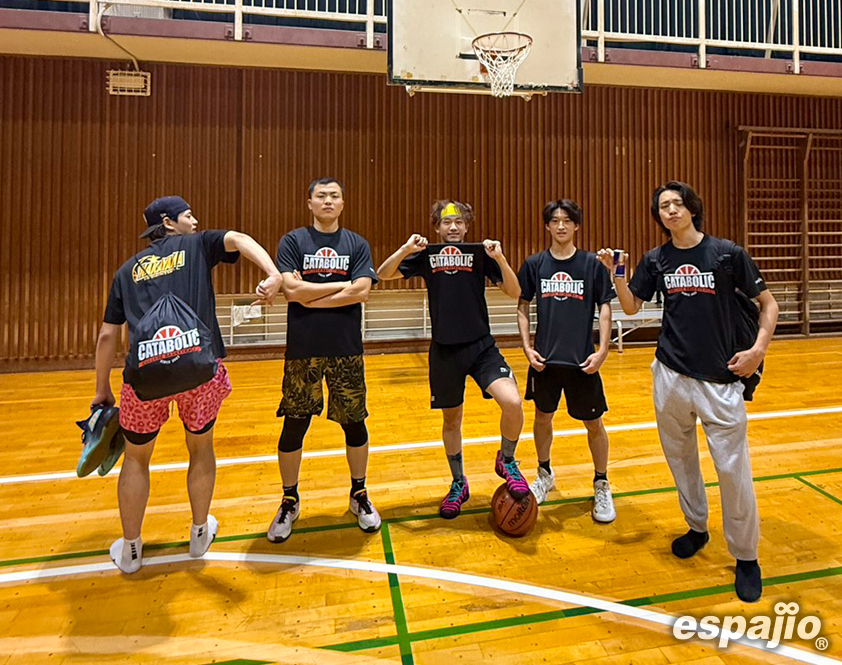 東海大学CATABOLIC様Tシャツ&ランドリーバッグ着用お写真