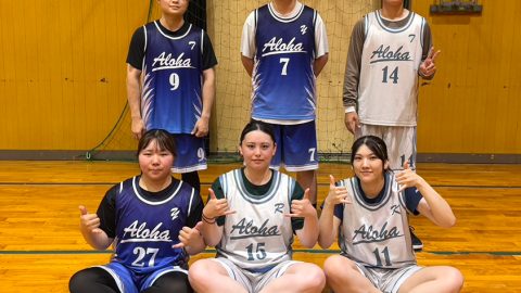 Aloha様リバーシブルバスケユニフォーム着用集合お写真