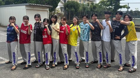北里大学薬学部フットサル部様オリジナルスウェットパンツ着用集合お写真